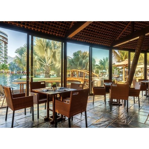 https://media.eoding.com/media/travelagent/1722/imagecontent/%EC%95%84%EB%AF%B8%EC%95%84%EB%82%98_%EA%B9%9C%EB%9E%80_%EB%B9%84%EC%B9%98%EB%B9%8C%EB%A6%AC%EC%A7%80.jpg