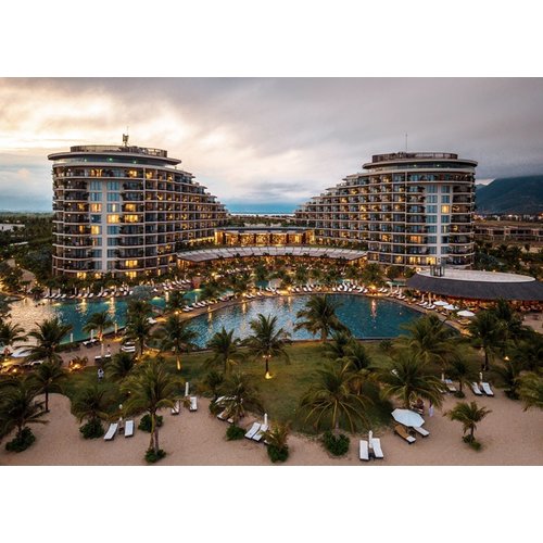 https://media.eoding.com/media/travelagent/1722/imagecontent/%EC%95%84%EB%AF%B8%EC%95%84%EB%82%98%20%EA%B9%9C%EB%9E%80%20%EB%A6%AC%EC%A1%B0%ED%8A%B8%20%EB%A9%94%EC%9D%B8%20%EC%9D%B4%EA%B1%B0.jpg