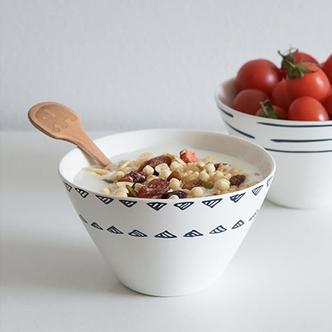  러빙홈 도자기 그릇(13cm) (삼각)