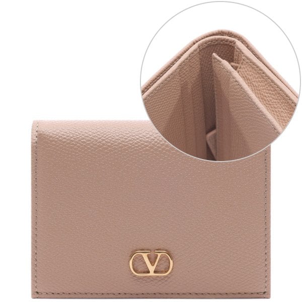 [부산점] 25FW 여성 브이로고 시그니처 반지갑 (7W0P0AJ3 SNP WRP 25F)