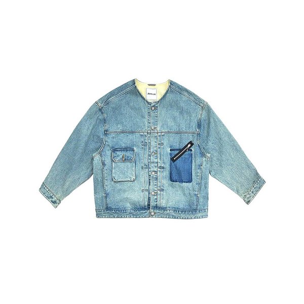 BLUE SHADOW POCKET CREWNECK DENIM TRUCKER JACKET