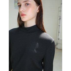 Finger slit turtleneck t-shirts_Black