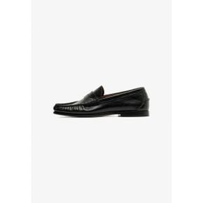Massimo Dutti 마시모 두띠 소프트 가죽 셔링 로퍼 - 슬립온 블랙 8101767