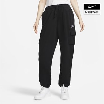 나이키 우먼스 나이키 스포츠웨어 클럽 플리스 미드라이즈 오버사이즈 카고 팬츠 NIKE DQ5197-010