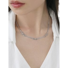 triple ribbon snake chain necklace