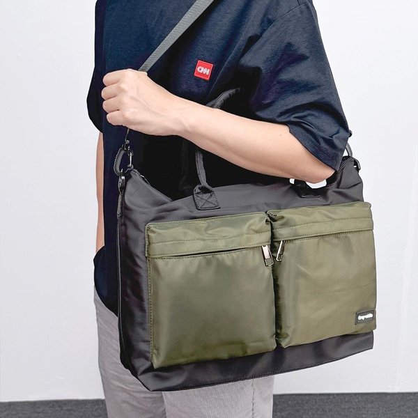 [옷자락] 남자 캐주얼 경량 노트북수납 무지 블랙 토트 크로스백