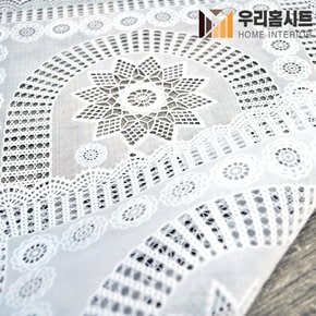 [우리홈시트] 북유럽스타일 방수코팅 레이스식탁보 FL-1616 화이트 2장 1SET