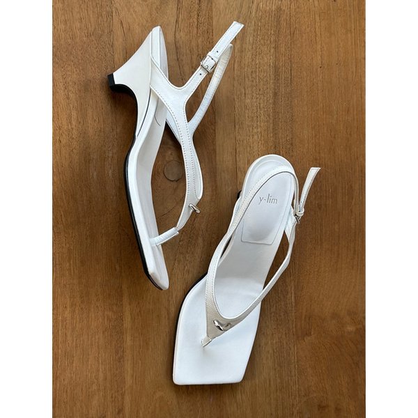 Half ring sandals(White)