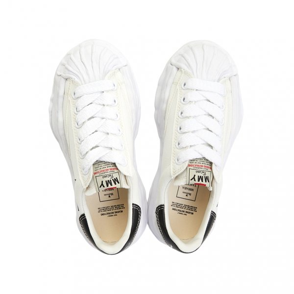 [부산점] 메종미하라야스히로 스크래치 블래이키 오리지널 솔 스니커즈 A08FW735 WHITE (남여공용)