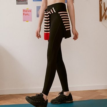 로라로라 (LS-20564) DETACHABLE STRIPE KNIT TIED-UP LEGGINGS BLACK