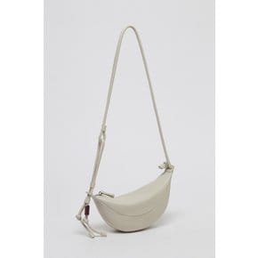 [단독]Small fling bag(Cream)_OVBAX24002CRR