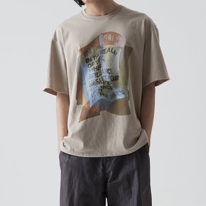 남성 시즈널 그래픽 티셔츠 BEIGE