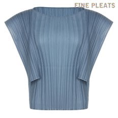 [FINE PLEATS] 피네 플리츠 숄더 커버 탑 스카이 블루