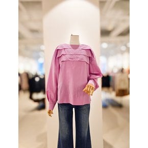 [파주점] [더아이잗컬렉션]플리츠 백 버튼 디테일 블라우스 CR3A0BL931