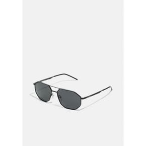 4953611 Emporio Armani Sunglasses - nero opaco 101224516