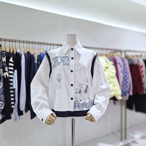 AK원주점 르니앤맥코이 밑단 배색 자수 블라우스 MN04BL406