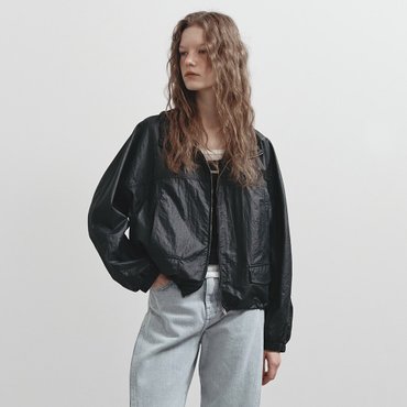 레이브 Hign-neck WindBreaker in Charcoal VW5SM021-9E