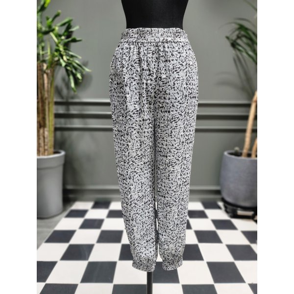 [여주점] 쉬폰 밴딩 팬츠(SAPT60131)