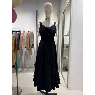 에고이스트 [여주점] 레이스업 포인트 셔링 롱 원피스 ER2WO462