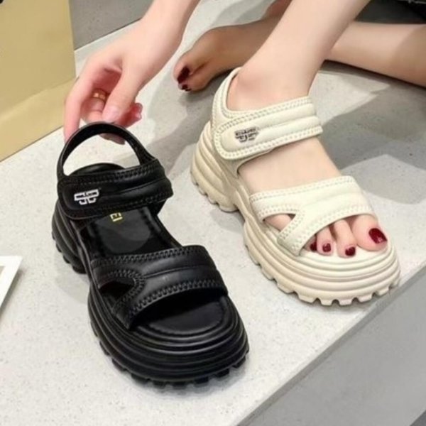 [옷자락] 여성용 미끄럼 방지 플랫폼 스트랩 샌들