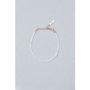 Petit Freshwater Pearl Bracelet