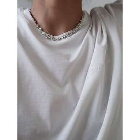 SMALL LAYERED CROSS CHAIN NECKLACE