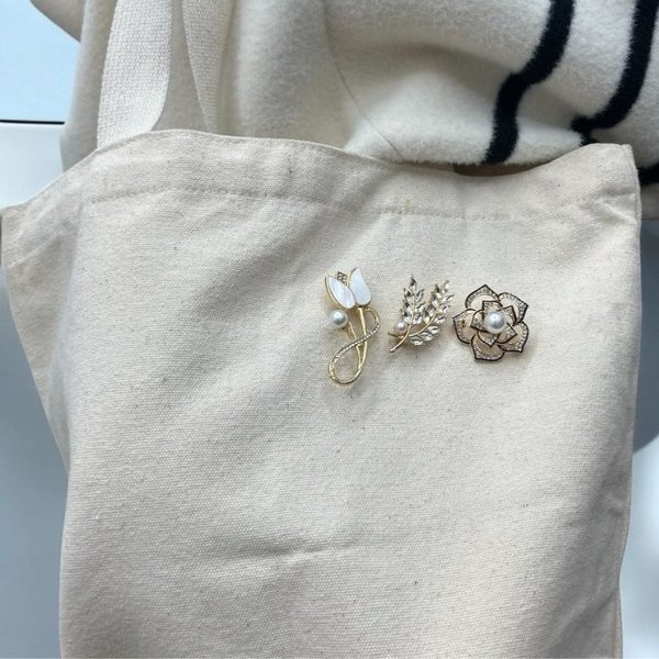 TC 진주 튤립 옷핀 브로치 (WFJ9ITZ)