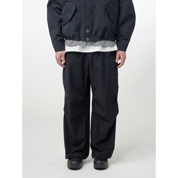 [MEN] 나일론 유틸리티 카고 팬츠 - 블랙 HEM0002APZBLK