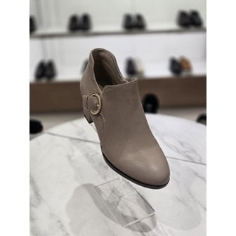 소다 [시흥점] 여성 골드 버클 앵클부츠 (FLB508)