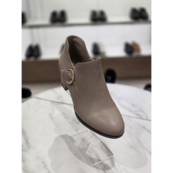 [시흥점] 여성 골드 버클 앵클부츠 (FLB508)