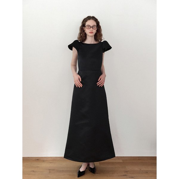 Sheen Ruffle Dress (black)