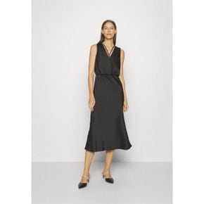 4086101 DKNY STUD STRAP MIDI DRSS - Cocktail dress / Party black