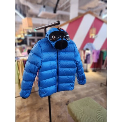 15c8d95005e10684fb76.jpg