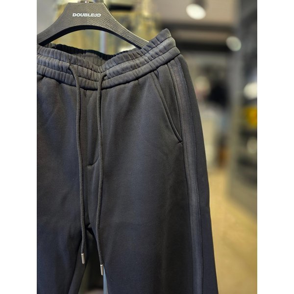 [시흥점] 기모 워싱라인 세미와이드 스트링팬츠 (남여공용) /JGZZ80B48BK