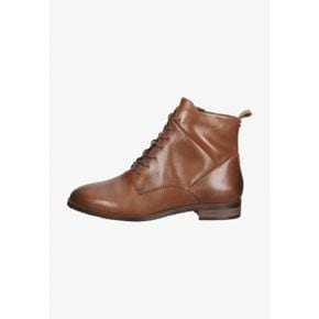 4720300 Caprice Lace-up ankle boots - cognac nappa