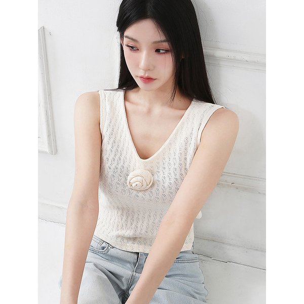 Back Ribbon Sleveless Knit Brooch_cream