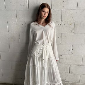 V Eyelet Tee