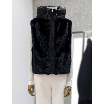 지고트 [부산점] 퍼 후디드 구스 다운 패딩 베스트 JRAA2PD513