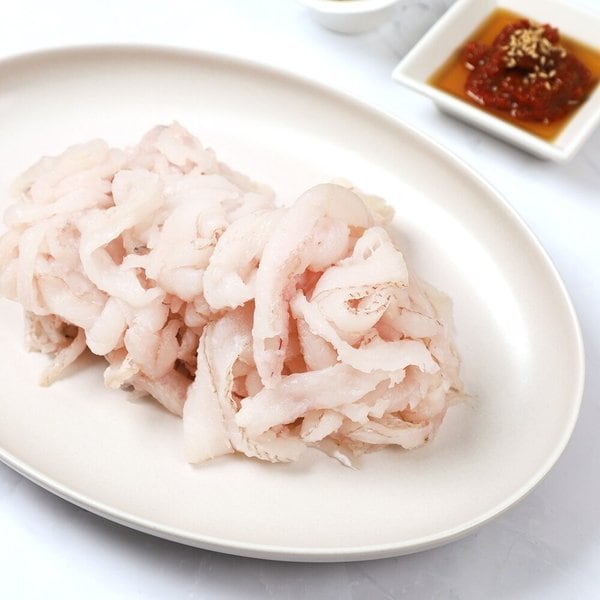 확대된 대표 이미지 P