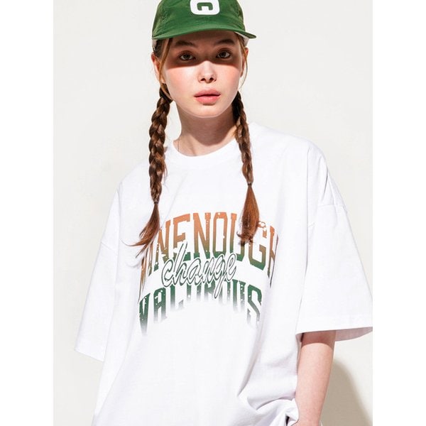 맨인어프 반팔 화이트 HHST3563