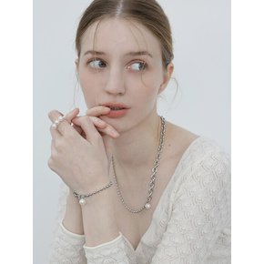Half Chain Charm N.
