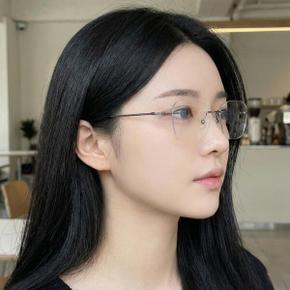 /예은 LUXEYE 명품 안경 긱시크 무테 뿔테 안경테 Y9126