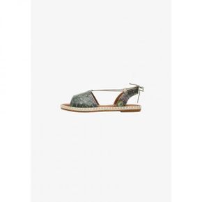 4784620 Dogo Espadrilles - lila