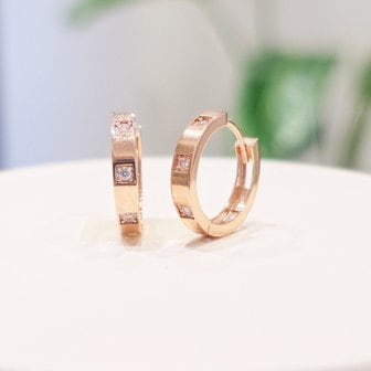 로제도르 [부산점] 모던샹스 원터치 귀걸이 252300009