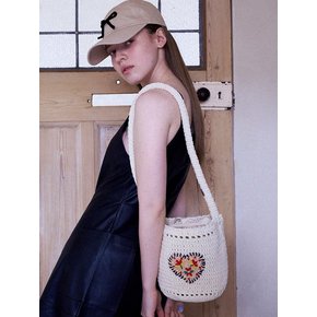 No.207 / Heart Embroidery Crochet Bucket Bag