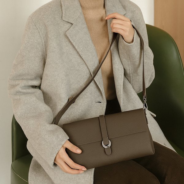 [여주점] [선물증정] [무료반품] 델마 크로스백 HGFW3320