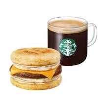  든든한 아침식사 카페 아메리카노 T + 더블 에그 브렉퍼스트 & 체다 샌드위치