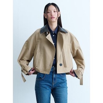 구호 플러스 Leather Collar Short Trench Coat  Beige (KE4830M03A)