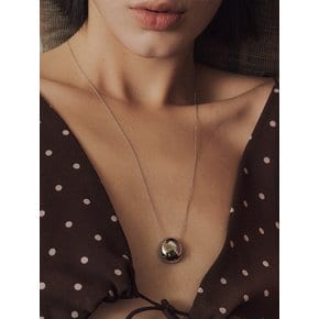 pebble pendant Necklace