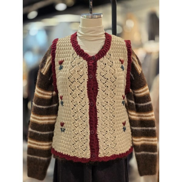 [파주점] 랩 플라워자수 니트베스트 AR7XG48A